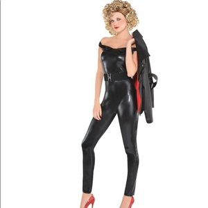 Sandy Grease Costume and Wig!